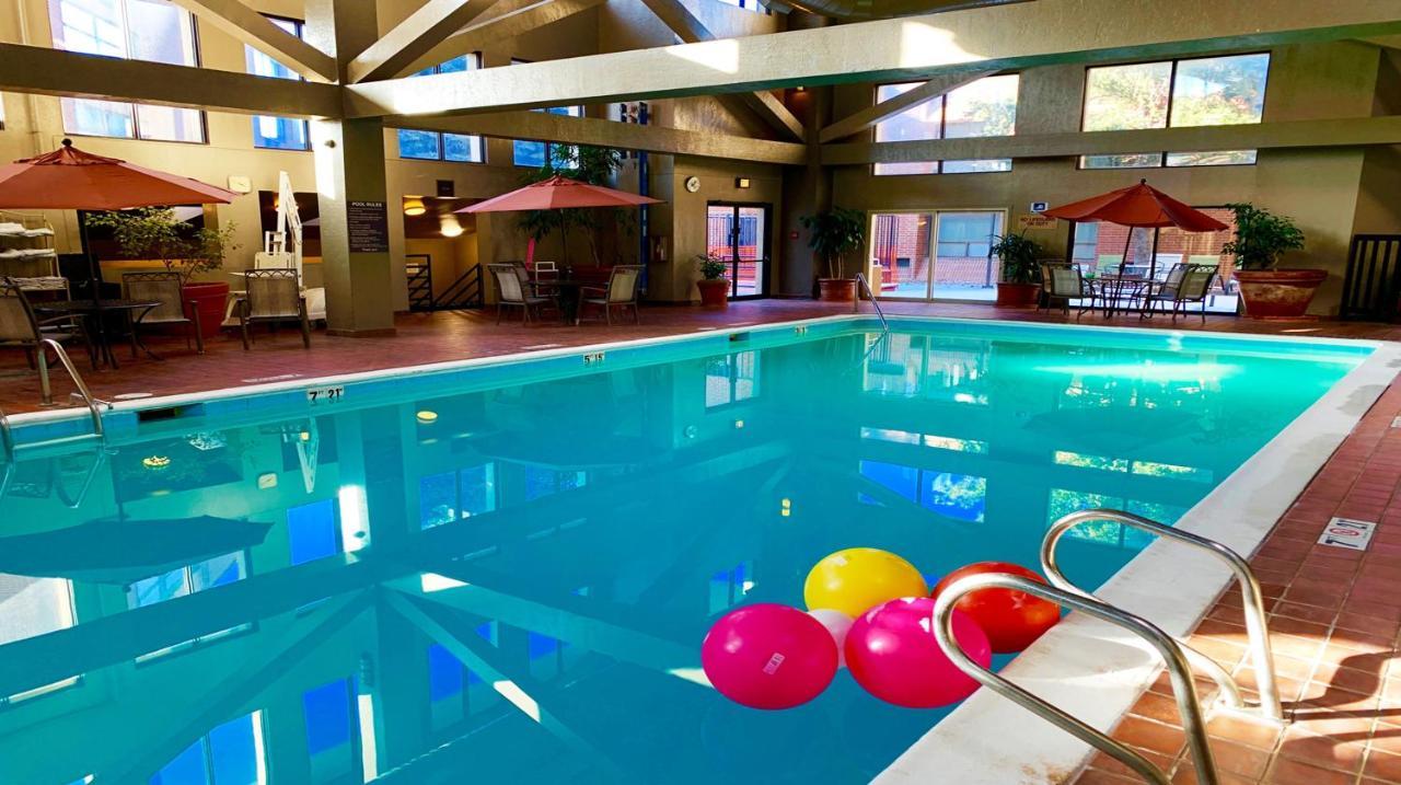 Hotel The Academy